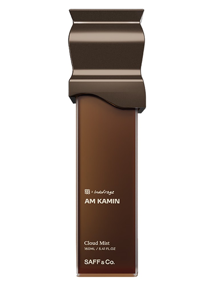 x Indofragz Am Kamin